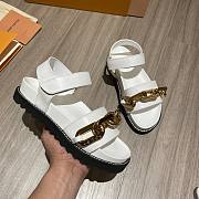 Louis Vuitton Paseo flat comfort sandal in white - 5