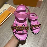 Louis Vuitton Paseo flat comfort sandal in pink - 3