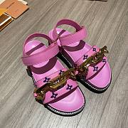 Louis Vuitton Paseo flat comfort sandal in pink - 5