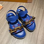 Louis Vuitton Paseo flat comfort sandal in dark blue - 3