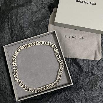 Balenciaga necklace 000