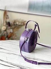 LV Petite boite chapeau crocodilian brillant leather in purple N95555 17.5cm - 4