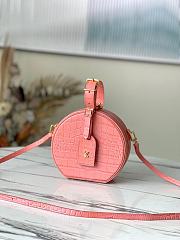 LV Petite boite chapeau crocodilian brillant leather in pink N94160 17.5cm - 1