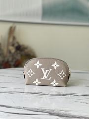 LV Pochette cosmetique PM monogram empreinte leather in beige M45951 19cm - 1
