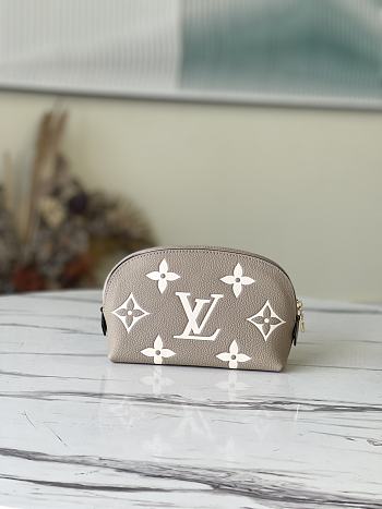 LV Pochette cosmetique PM monogram empreinte leather in beige M45951 19cm