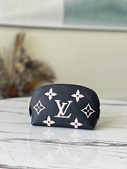 LV Pochette cosmetique PM monogram empreinte leather in black M59086 19cm - 3