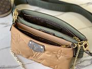 LV Maxi multi pochette accessoires khaki/beige M58977 34cm - 6