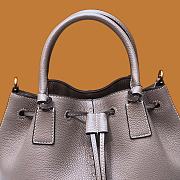 Tory Burch | Mcgraw small drawstring satchel in grey 85119 25cm - 2