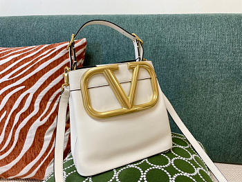 Valentino Supervee calfskin handbag white 20cm