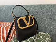 Valentino Supervee calfskin handbag black 20cm - 1