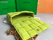 Bottega Veneta Chain cassette suede crossbody bag kiwi 26cm - 3