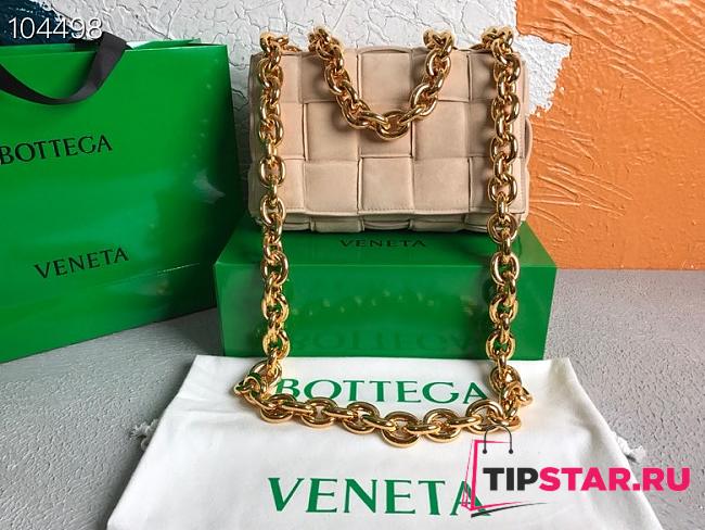 Bottega Veneta Chain cassette suede crossbody bag beige 26cm - 1