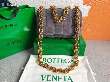 Bottega Veneta Chain cassette suede crossbody bag grey 26cm