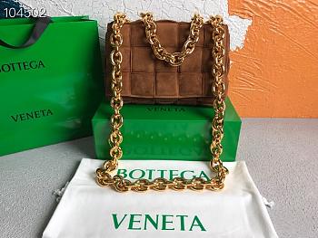 Bottega Veneta Chain cassette suede crossbody bag brown 26cm