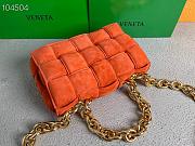 Bottega Veneta Chain cassette suede crossbody bag maple 26cm - 6