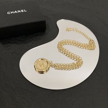 Chanel necklace 003