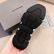 Balenciaga Speed clear sole trainers in black knit and white/pink/black clear sole unit - 4