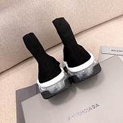 Balenciaga Speed clear sole trainers in black knit and white/black clear sole unit - 4