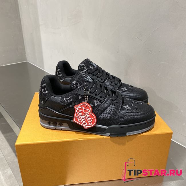 LV Trainer sneaker in black - 1