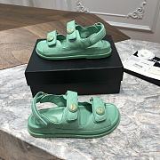 Chanel sandals green calfskin - 3