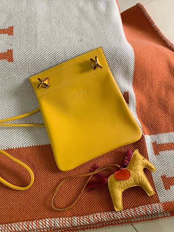 Hermes Aline mini bag in yellow