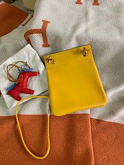 Hermes Aline mini bag in yellow - 3