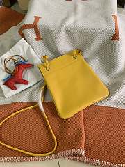 Hermes Aline mini bag in yellow - 2