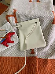 Hermes Aline mini bag in white - 3