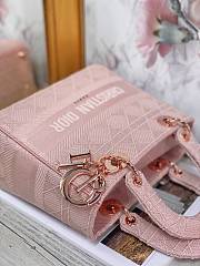 Dior medium Lady D-lite bag in light pink M0565 24cm - 4