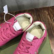 Gucci Rhyton Gucci logo leather sneaker in pink - 3