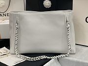 Chanel Tote shopping bag in white AS8473 42cm - 5
