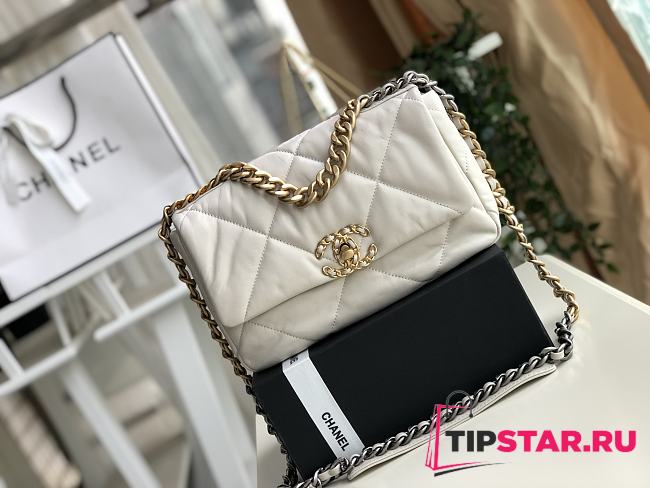 Chanel 19 handbag calfskin in white 26cm - 1