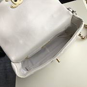 Chanel 19 handbag calfskin in white 26cm - 5
