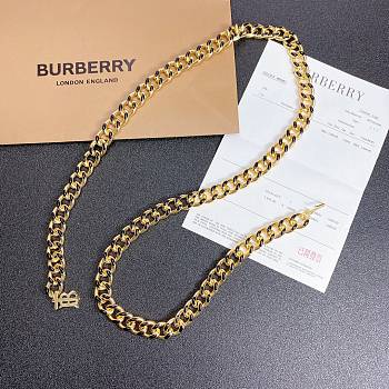 Burberry waist chain 000