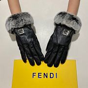 Fendi gloves 000 - 6