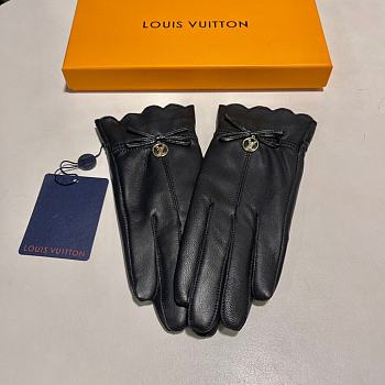 Louis Vuitton gloves 000