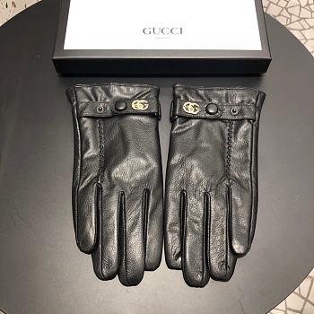 Gucci gloves 000