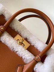 LV On My Side MM grained calf leather and shearling in caramel M58908 30.5cm - 3