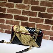 GUCCI GG Marmont matelassé shoulder bag black/yellow 443497 26cm - 3