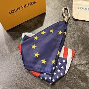 Louis Vuitton Flagifcation keychain - 2