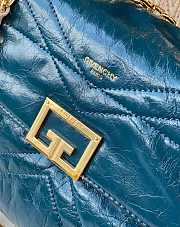 Givenchy ID quilted crinkled glossed-leather bag blue 29cm - 3