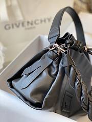 Givenchy ID93 bag in black 0210 27cm - 3