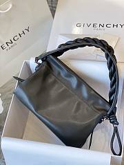 Givenchy ID93 bag in black 0210 27cm - 2