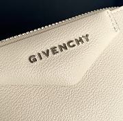 Givenchy Antigona nano leather bag beige 9981-4 18cm - 4