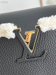 LV Capucines MM with shearling in black M59073 31.5cm - 5