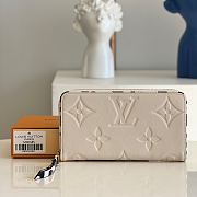 LV zippy wallet monogram empreinte leather in white M80680 19.5cm - 1