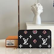 LV Zippy wallet Wild at Heart seasonal collection in black M80683 19.5cm - 1