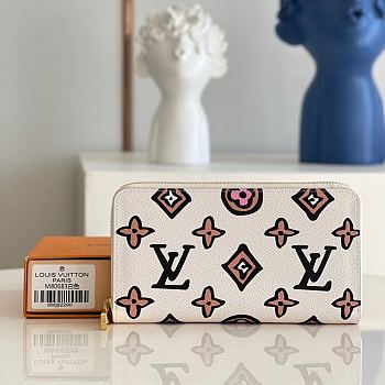 LV Zippy wallet Wild at Heart seasonal collection in white M80683 19.5cm