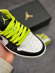 Nike Air Jordan 1 yellow toe - 5