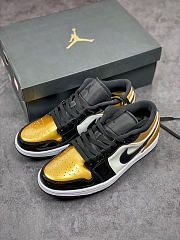 Nike Air Jordan 1 low black/gold - 1